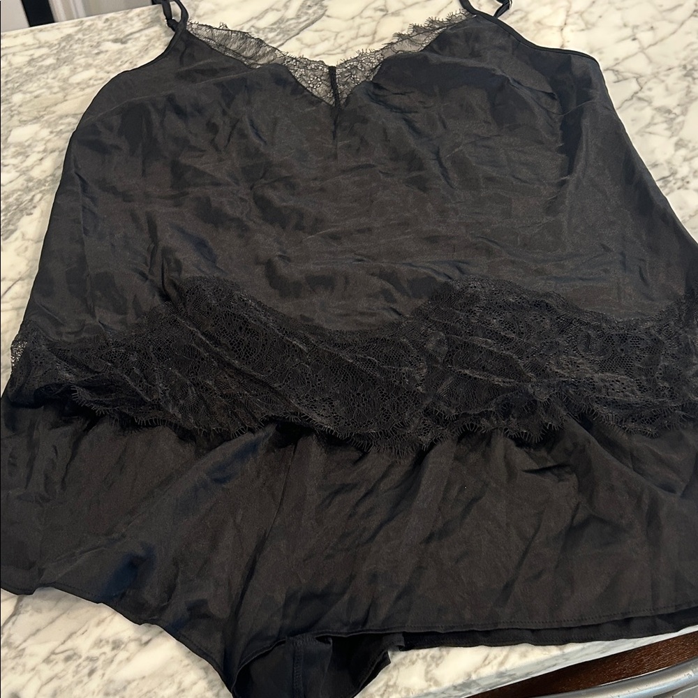 Elegant Black Lace Trim Camisole Set